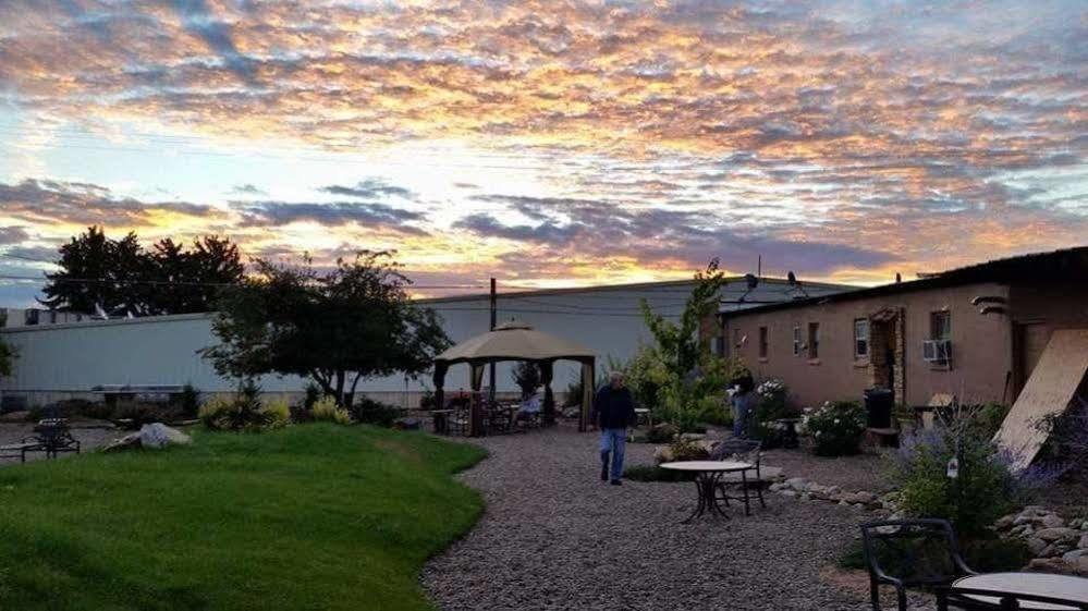 Stone Lizard Lodge Blanding Exterior photo